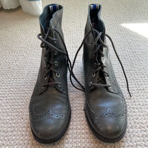Sperry grey leather lace up boots